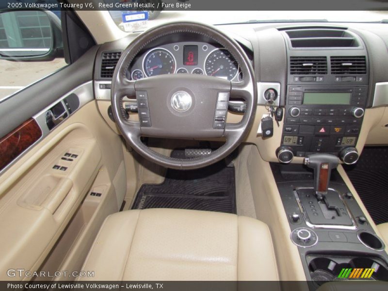 Reed Green Metallic / Pure Beige 2005 Volkswagen Touareg V6