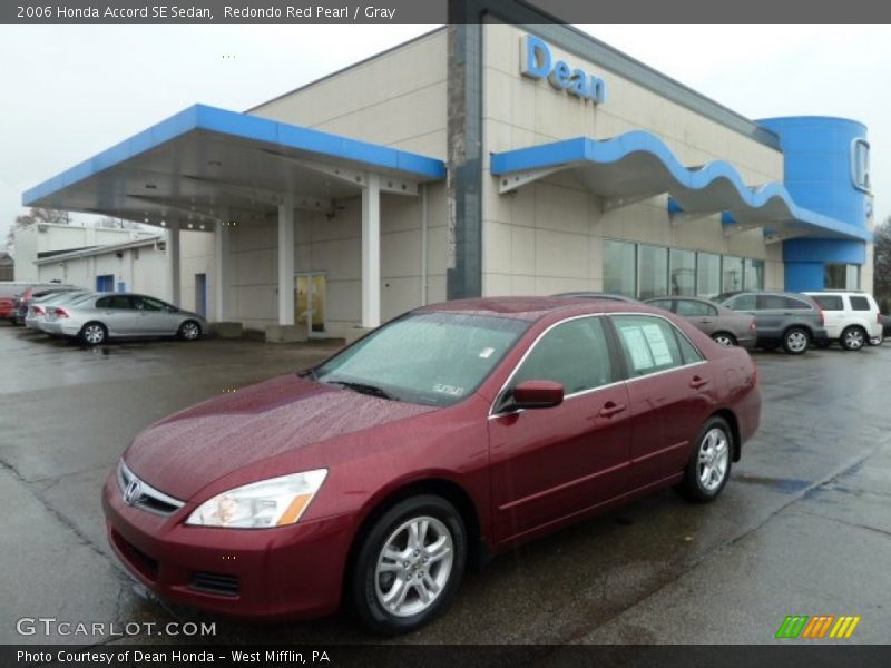 Redondo Red Pearl / Gray 2006 Honda Accord SE Sedan