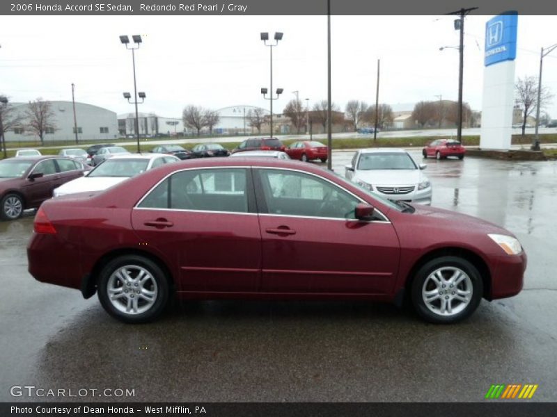 Redondo Red Pearl / Gray 2006 Honda Accord SE Sedan