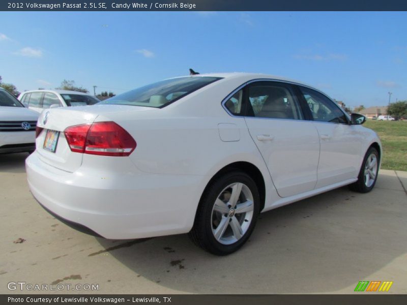 Candy White / Cornsilk Beige 2012 Volkswagen Passat 2.5L SE