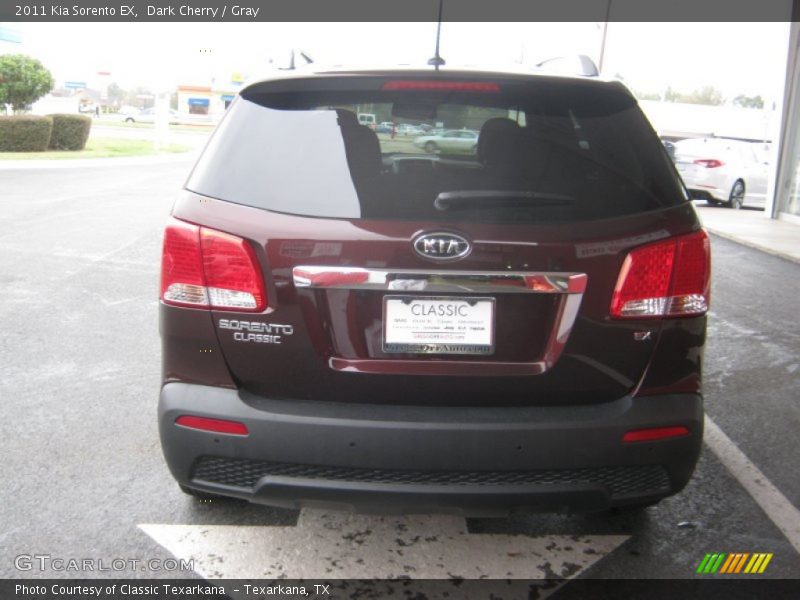 Dark Cherry / Gray 2011 Kia Sorento EX