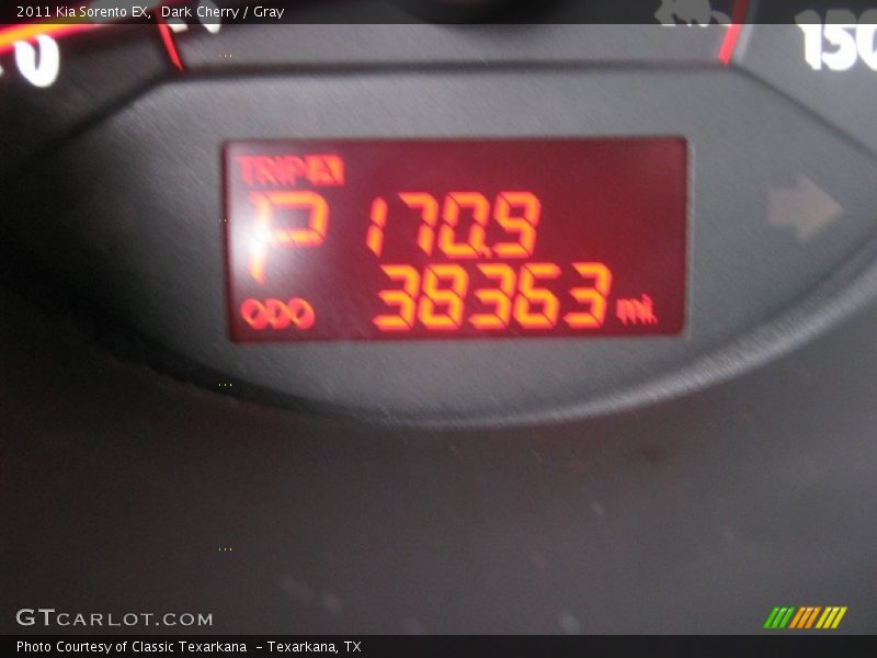 Dark Cherry / Gray 2011 Kia Sorento EX