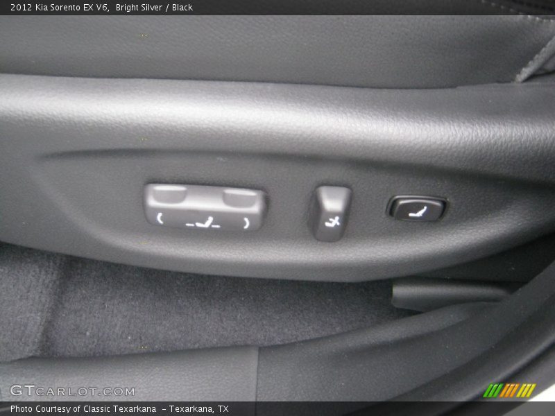 Bright Silver / Black 2012 Kia Sorento EX V6