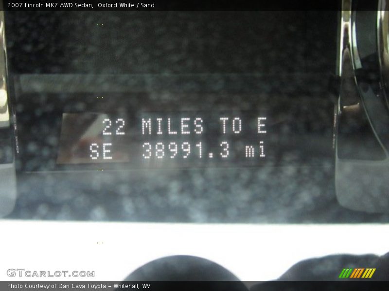 Oxford White / Sand 2007 Lincoln MKZ AWD Sedan