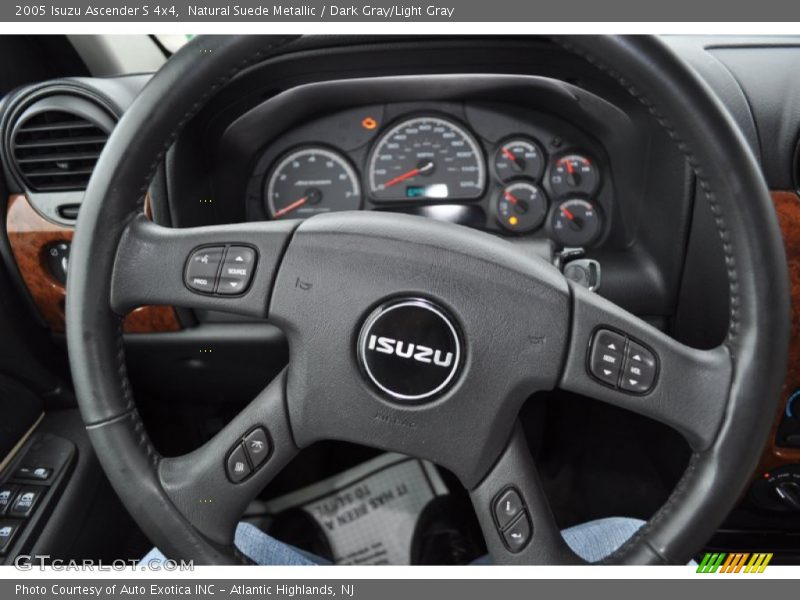  2005 Ascender S 4x4 Steering Wheel