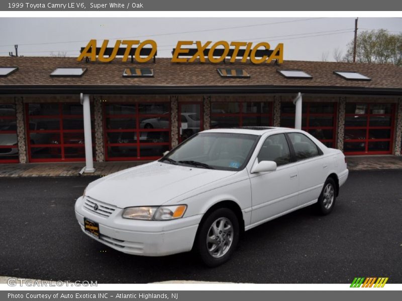 Super White / Oak 1999 Toyota Camry LE V6