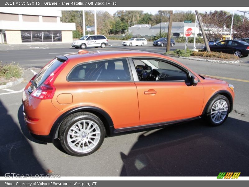 Orange Flame Metallic / Off Black T-Tec 2011 Volvo C30 T5