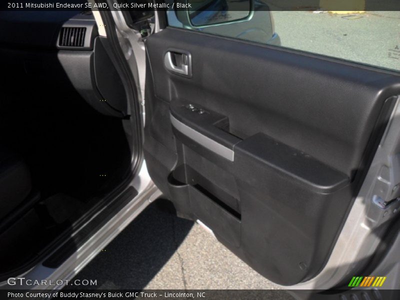 Quick Silver Metallic / Black 2011 Mitsubishi Endeavor SE AWD