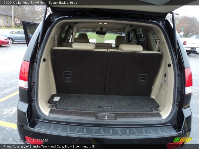 Ebony Black / Beige 2009 Kia Borrego EX V6 4x4