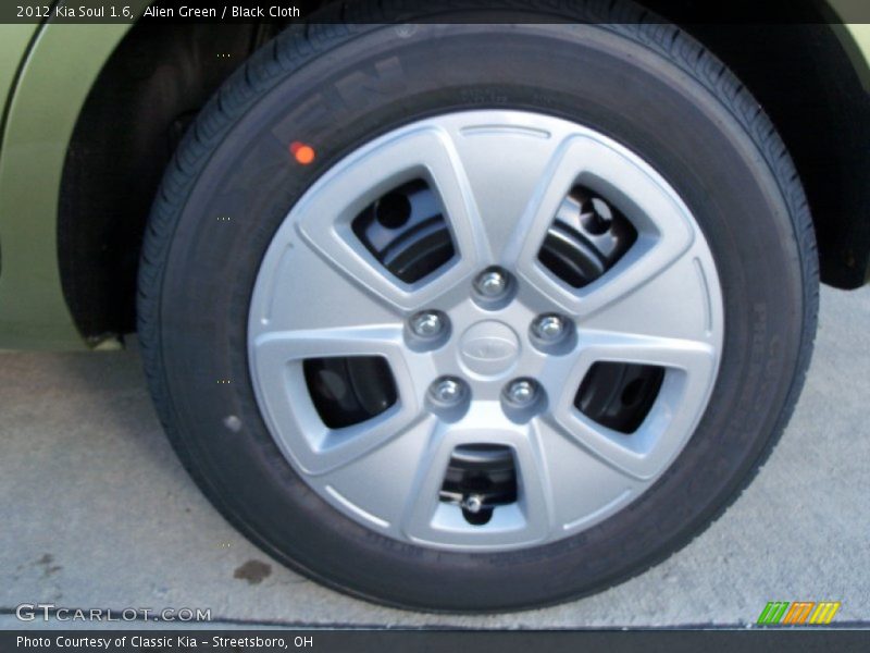 Alien Green / Black Cloth 2012 Kia Soul 1.6