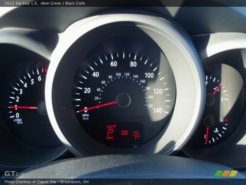 Alien Green / Black Cloth 2012 Kia Soul 1.6