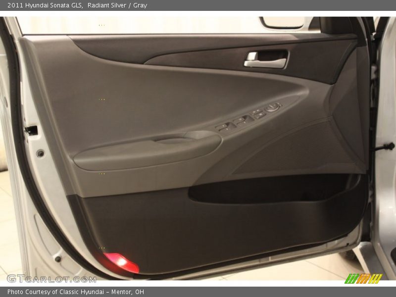 Radiant Silver / Gray 2011 Hyundai Sonata GLS