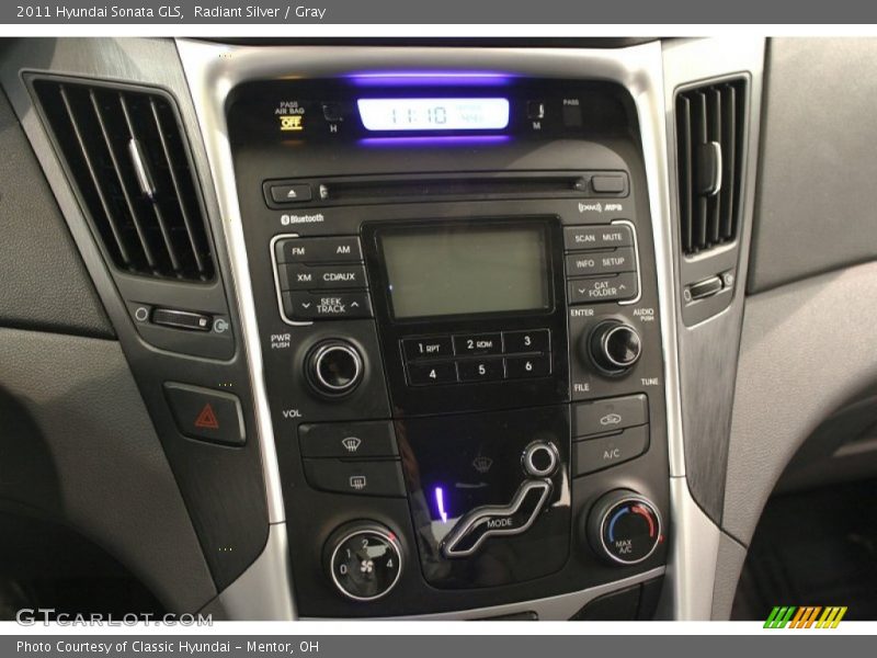 Radiant Silver / Gray 2011 Hyundai Sonata GLS