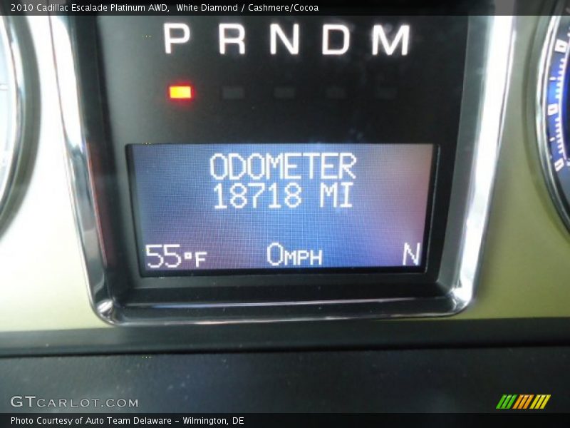 White Diamond / Cashmere/Cocoa 2010 Cadillac Escalade Platinum AWD