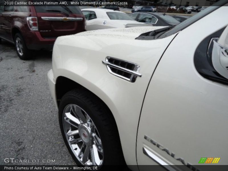 White Diamond / Cashmere/Cocoa 2010 Cadillac Escalade Platinum AWD