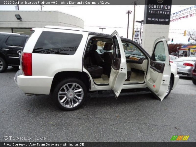 White Diamond / Cashmere/Cocoa 2010 Cadillac Escalade Platinum AWD