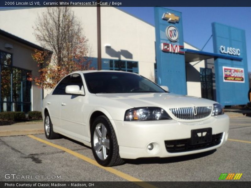 Ceramic White Pearlescent Tri-Coat / Beige 2006 Lincoln LS V8