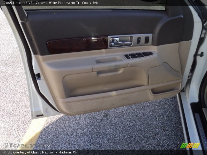 Door Panel of 2006 LS V8