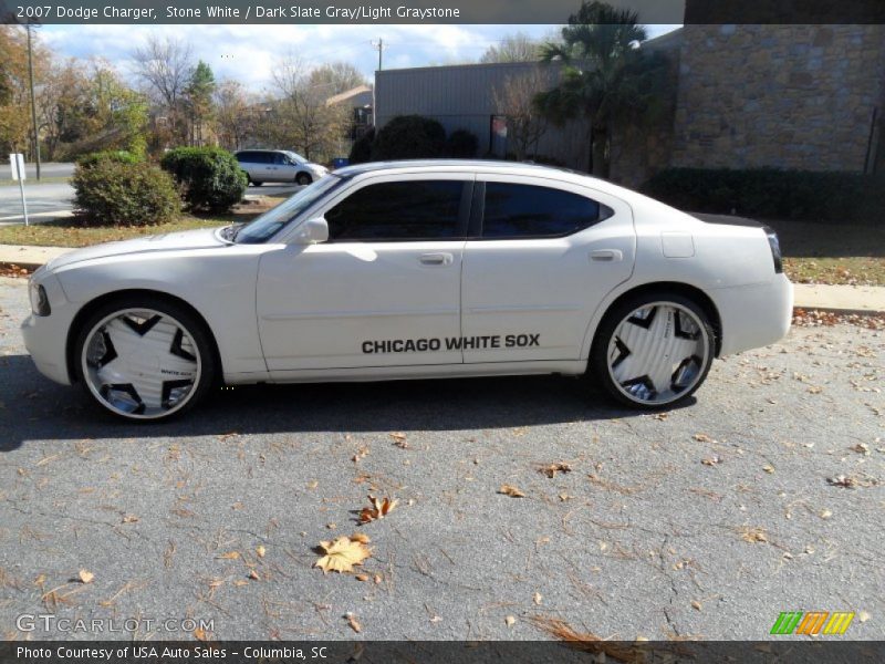 Custom Wheels of 2007 Charger 