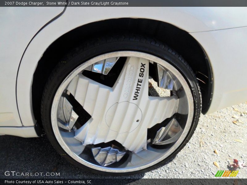 Stone White / Dark Slate Gray/Light Graystone 2007 Dodge Charger