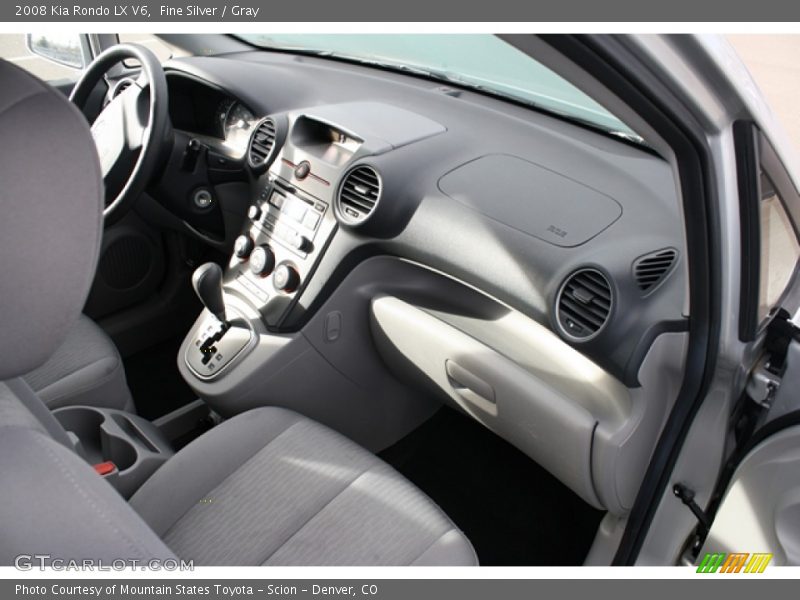 Fine Silver / Gray 2008 Kia Rondo LX V6