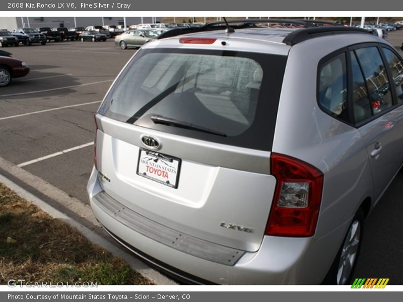 Fine Silver / Gray 2008 Kia Rondo LX V6