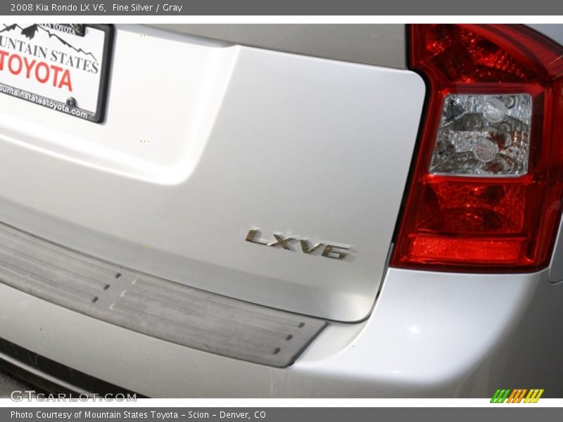 Fine Silver / Gray 2008 Kia Rondo LX V6