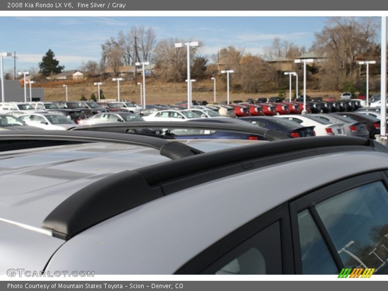 Fine Silver / Gray 2008 Kia Rondo LX V6