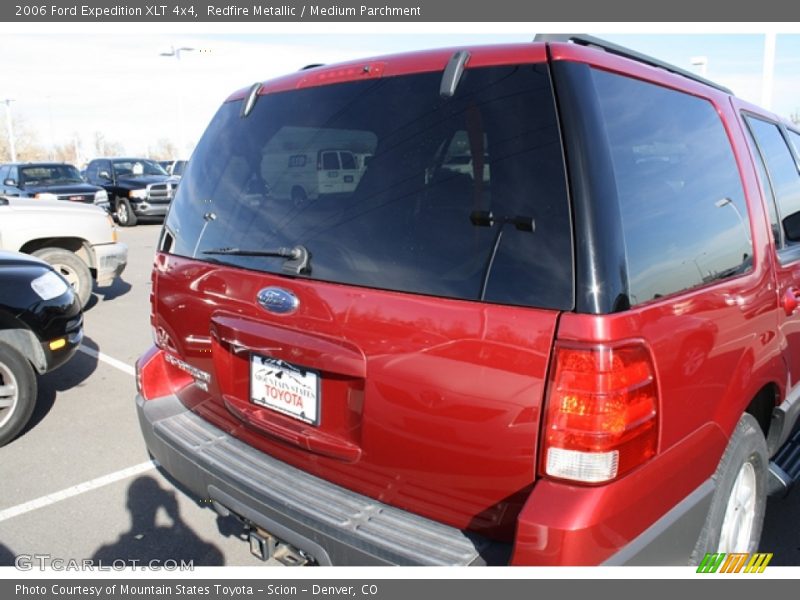 Redfire Metallic / Medium Parchment 2006 Ford Expedition XLT 4x4