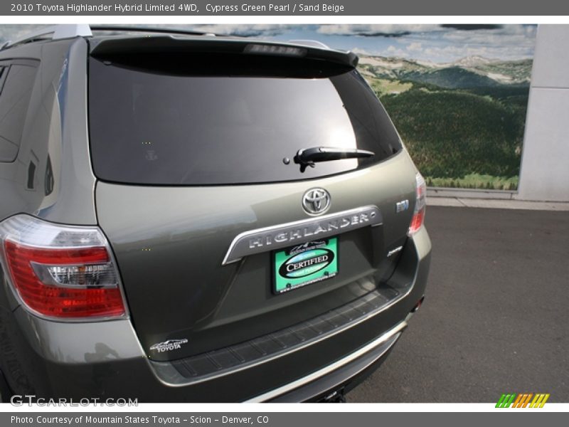 Cypress Green Pearl / Sand Beige 2010 Toyota Highlander Hybrid Limited 4WD