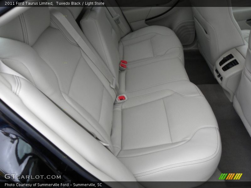 Tuxedo Black / Light Stone 2011 Ford Taurus Limited