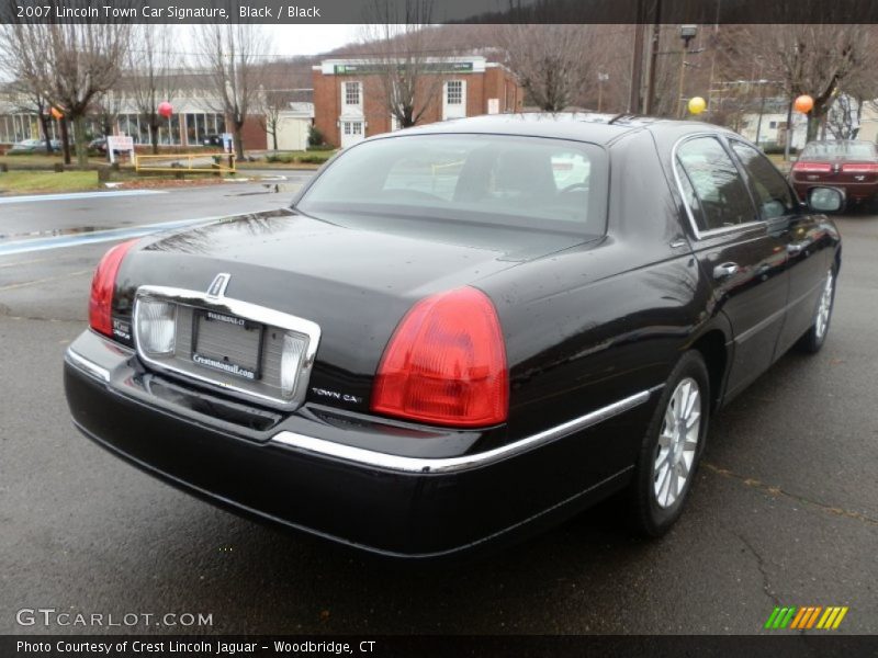 Black / Black 2007 Lincoln Town Car Signature