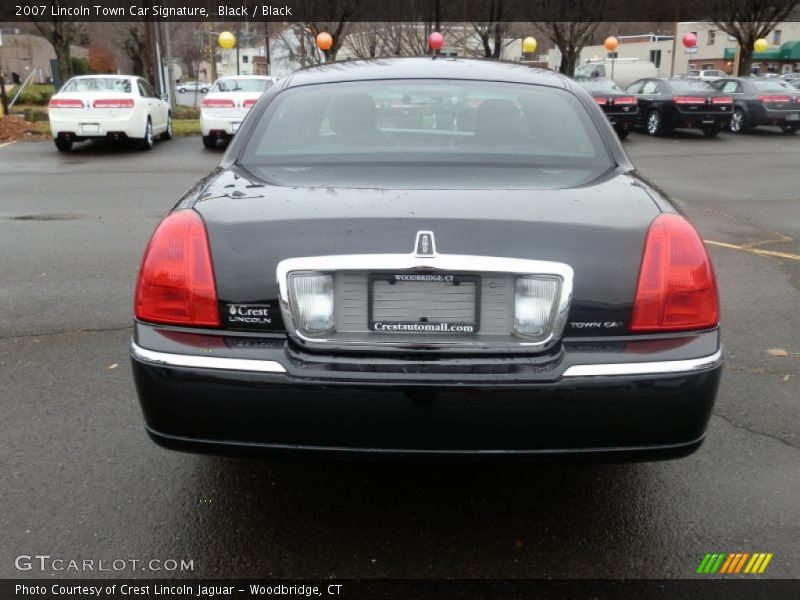 Black / Black 2007 Lincoln Town Car Signature