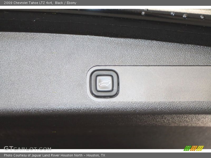 Black / Ebony 2009 Chevrolet Tahoe LTZ 4x4
