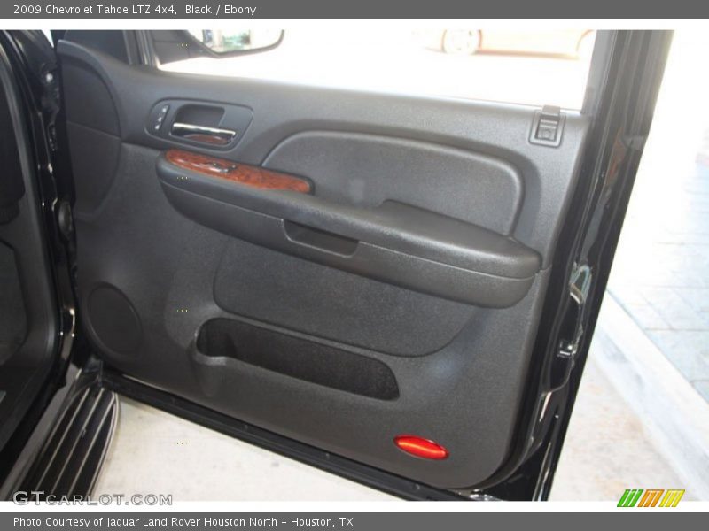 Black / Ebony 2009 Chevrolet Tahoe LTZ 4x4
