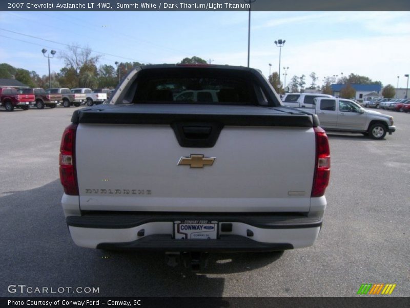 Summit White / Dark Titanium/Light Titanium 2007 Chevrolet Avalanche LT 4WD