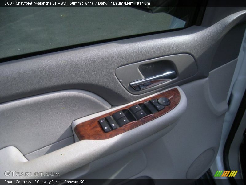 Summit White / Dark Titanium/Light Titanium 2007 Chevrolet Avalanche LT 4WD
