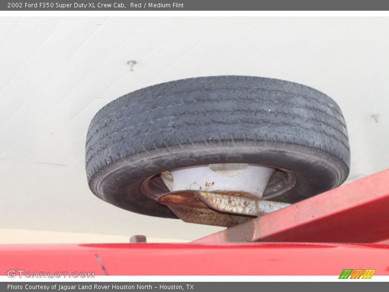 Red / Medium Flint 2002 Ford F350 Super Duty XL Crew Cab