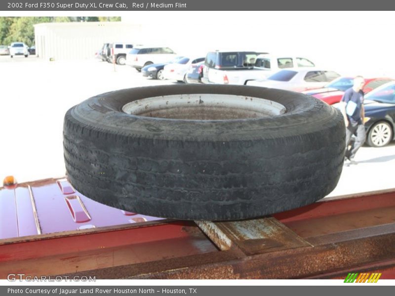 Red / Medium Flint 2002 Ford F350 Super Duty XL Crew Cab