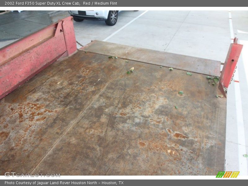 Red / Medium Flint 2002 Ford F350 Super Duty XL Crew Cab