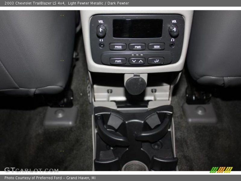 Light Pewter Metallic / Dark Pewter 2003 Chevrolet TrailBlazer LS 4x4