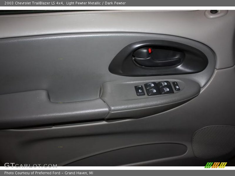 Light Pewter Metallic / Dark Pewter 2003 Chevrolet TrailBlazer LS 4x4