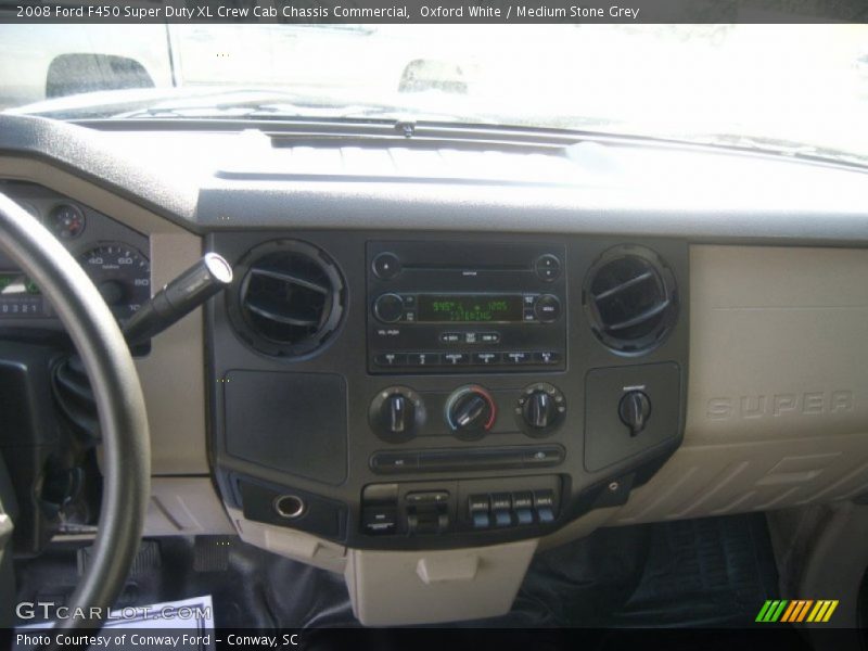 Oxford White / Medium Stone Grey 2008 Ford F450 Super Duty XL Crew Cab Chassis Commercial