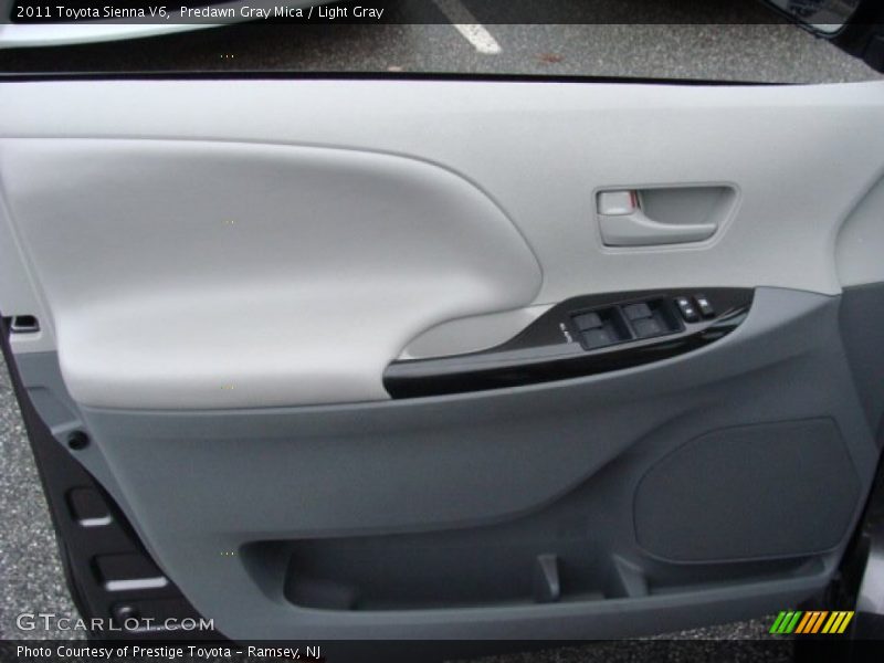 Predawn Gray Mica / Light Gray 2011 Toyota Sienna V6
