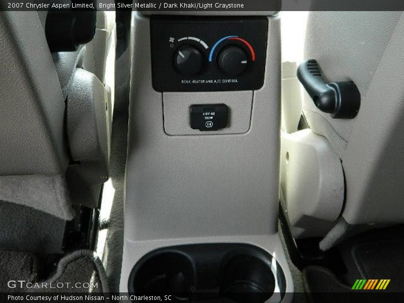 Bright Silver Metallic / Dark Khaki/Light Graystone 2007 Chrysler Aspen Limited