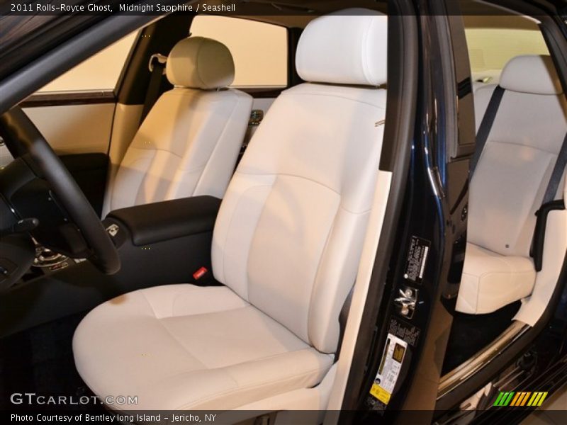 Midnight Sapphire / Seashell 2011 Rolls-Royce Ghost