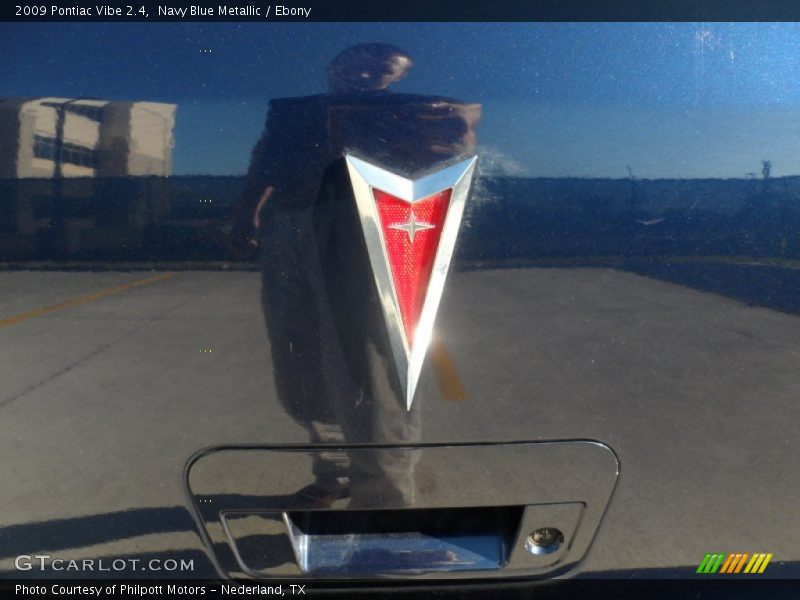 Navy Blue Metallic / Ebony 2009 Pontiac Vibe 2.4