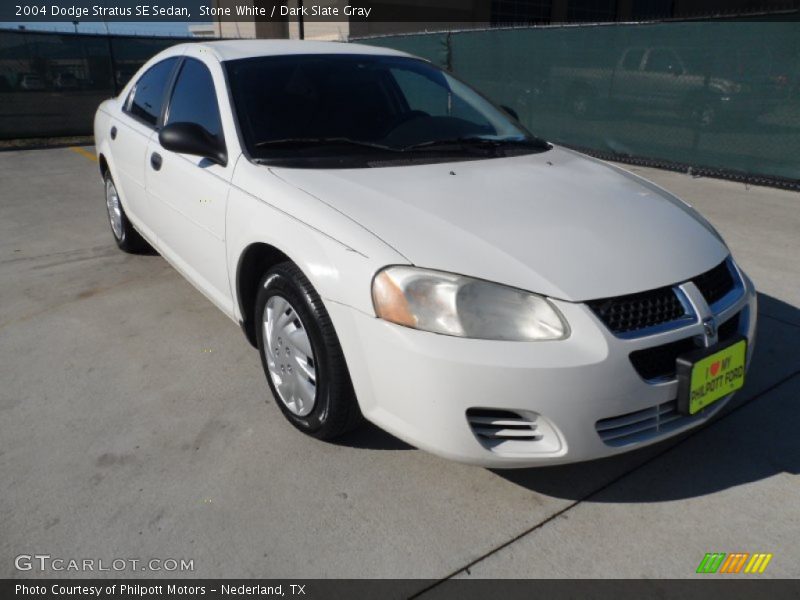 Stone White / Dark Slate Gray 2004 Dodge Stratus SE Sedan