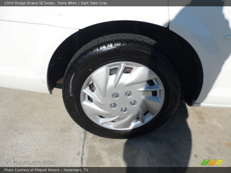 Stone White / Dark Slate Gray 2004 Dodge Stratus SE Sedan