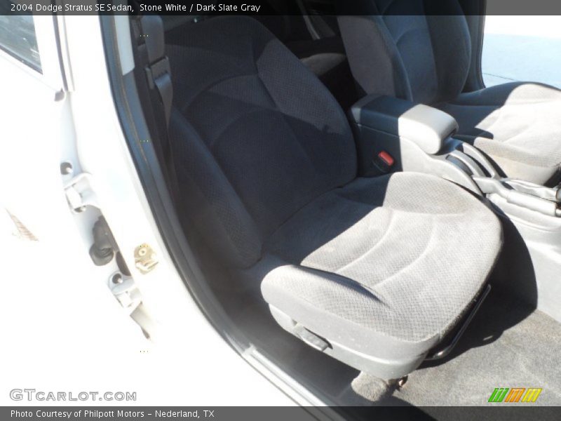 Stone White / Dark Slate Gray 2004 Dodge Stratus SE Sedan